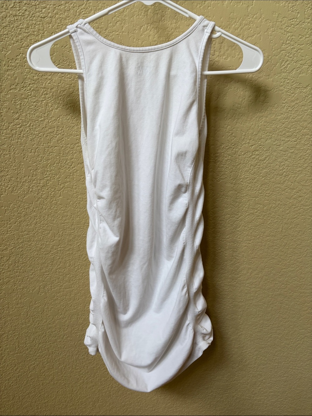 Athleta White Ribbed Scoop Neck Tank - Picture 3 of 3